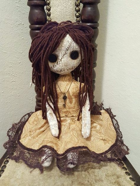 Creepy Stuffed Animals, Stitch Doll, Doll Plushies, Ugly Dolls, Scary Dolls, Haunted Dolls, Hello Kitty Birthday, Monster Dolls, Gothic Dolls