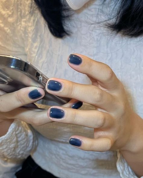 00s Mode, Dark Blue Nails, Hello Nails, Hippie Nails, Minimal Nails, Her Nails, Casual Nails, Pretty Gel Nails, Soft Nails