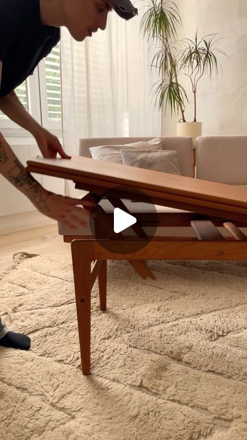 MCF - the better new on Instagram: "It’s just the best 😌🤍.

✨Wonderful coffee table by Kai Kristiansen for Vildbjerg Møbelfabrik from the 1960s. Solid teak frame and veneered table top with solid wood edges in teak. The coffee table can be converted into a dining table by using the height-adjustable frame and the extendable table tops. Made in Denmark 🇩🇰.

✨1950s corner cabinet with integrated bar compartment. Corpus in walnut veneer with two tambour doors, revolving bar compartment with glass and bottle holders and slanted feet. Designed and manufactured in Germany. The top is coated with black Formica.

➡️ The sofa is already sold. 

#extendabletable #coffeetablestyling #diningtable #nostalgia #danishfurniture #midcenturyhome #secondlife #refurbishedfurniture" Coffee Table Adjustable Height, Expanding Coffee Table, Coffee Table That Turns Into A Table, Convertible Coffee Table To Dining Table, Coffee Table Convert To Dining Table, Corner Sofa And Coffee Table, Adjustable Height Coffee Table, Corner Dining Table, Transformable Furniture