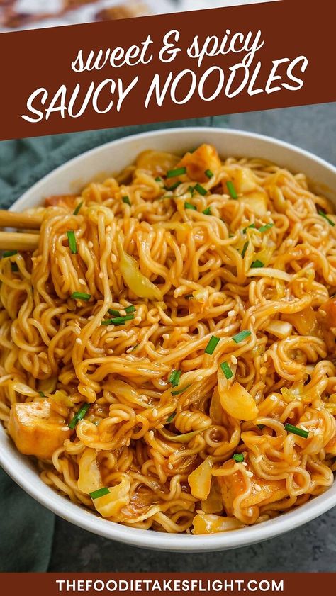 Spicy Ramen Noodle Recipes, Hoisin Tofu, Saucy Noodles, Ramon Noodles, Chipotle Pasta, Spicy Ramen Noodles, Ramen Recipes Easy, Asian Noodle Recipes, Noodle Recipes Easy