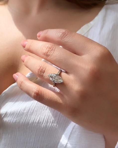 Marquise Shape Ring, Marquise Stack, Marquis Engagement Rings, Dig Jewelry, Victor Barbone Jewelry, Crystal Jewelry Necklaces, Locket Earrings, Dream Rings, Pinky Rings