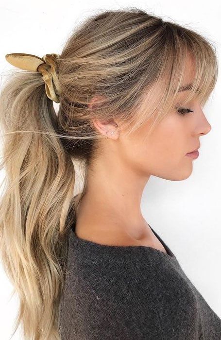 Messy Ponytail Hairstyles, Scrunched Hair, Wavy Ponytail, Fall Hair Cuts, Fringe Hairstyles, Long Hair With Bangs, Grunge Hair, Latest Hairstyles, Blonde Hair Color