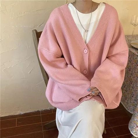 Spring Hoodie, Girls Dress Shoes, Elegant Coats, Cardigan Outfits, Cardigan Women, Pink Outfits, Pajama Set Women, Fashion Korean, Sweater Coats