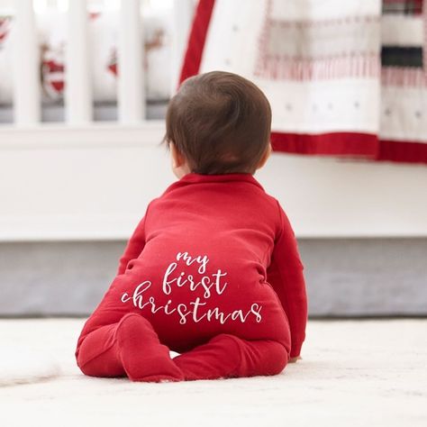 NEW Pottery Barn Kids My First Christmas Organic Footed Pajama! Free Gift Wrap! Baby Christmas Pajamas, Baby Boy Christmas, Boys Christmas Outfits, Baby First Christmas, Christmas Onesie, Christmas Pics, Christmas Pajama Set, My First Christmas, Personalized Gifts For Kids