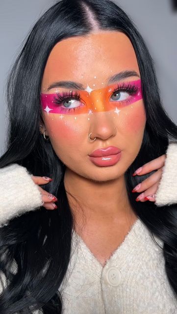 Colour Blocking Makeup, Tape Makeup Trend, Easy Creative Makeup Looks, Colourful Makeup Looks Creative, Pink Alien Makeup, Fun Makeup Looks To Recreate, Artistry Makeup Looks, Fun Makeup Ideas Colorful, Colourful Makeup Looks