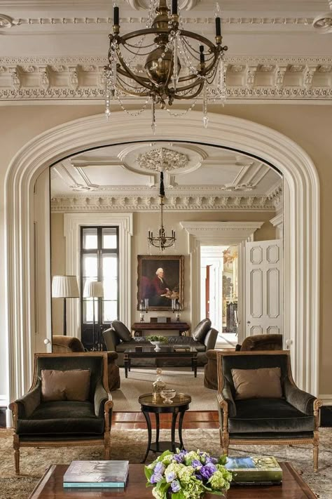 wow Slc Interiors, Plaster Ceiling Design, Residence Design, Charleston Homes, Modern Mediterranean, Joe Manganiello, House Design Photos, Sofia Vergara, Traditional Living