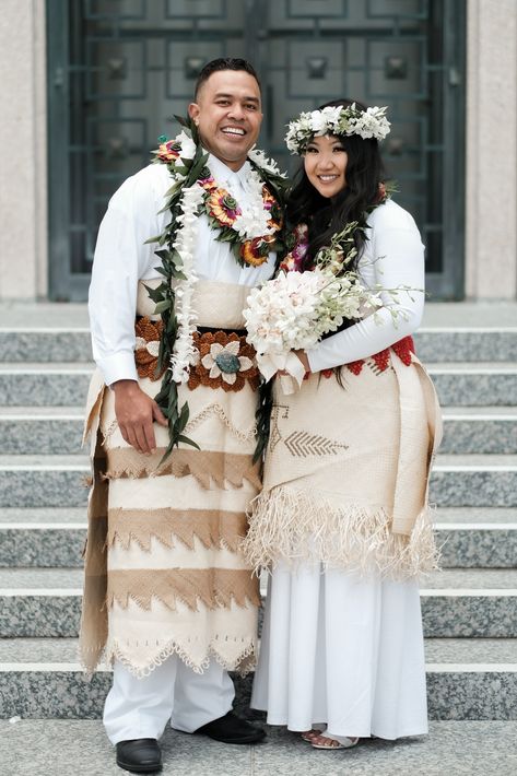 Tongan wedding mats and leis for our temple sealing at the Church of Jesus Christ of Latter Day Saints Los Angeles Temple. Tongan Wedding Dress, Tongan Kiekie, Polynesian Wedding Dress, Kato Teu, Tongan Clothing, Tongan Wedding, Los Angeles Temple, Island Wedding Dresses, Tongan Culture