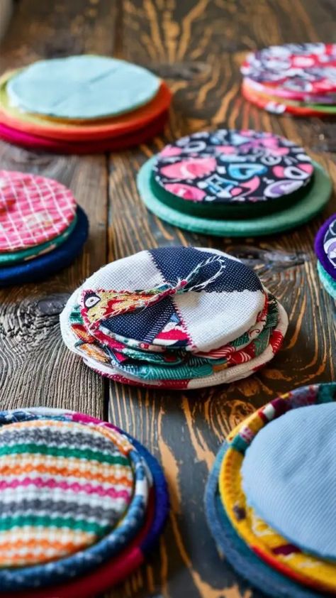 10 Ideas for Scrap Fabric Projects: Creative DIY Crafts to Try 10 Crafts For Leftover Fabric, Fabric Circle Crafts, Scrap Fabric Crafts Diy, Ideas For Scrap Fabric, Scrap Material Projects, Leftover Fabric Ideas, Fabric Scraps Ideas, Fabric Magnets, Upholstery Fabric Projects