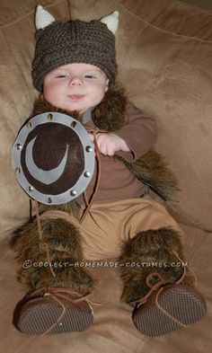 Viking Costume Diy, Vikings Costume Diy, Viking Halloween, Vikings Halloween, Viking Baby, Halloween Costumes To Make, What Is Halloween, Viking Hat, Homemade Costume