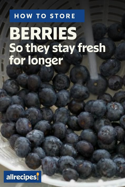 How To Store Blueberries, Store Strawberries, How To Store Strawberries, Food Shelf Life, Storing Fruit, Fruit And Vegetable Storage, Strawberries Blueberries, Vegetable Storage, Fruit Storage