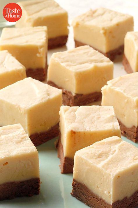 Christmas Desserts For A Crowd, Bake Sale Desserts, Fantasy Fudge Recipe, Fantasy Fudge, Easy Christmas Desserts, Best Fudge Recipe, Fudge Candy, Christmas Desserts Easy, Oh Fudge