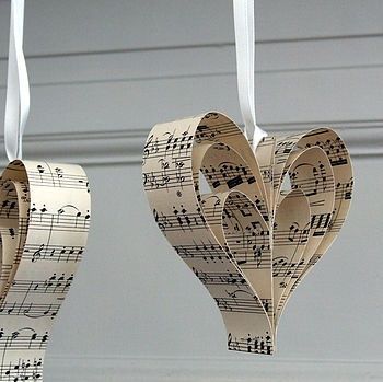 Sheet Music Crafts, Handmade Sheet, Rustic Wedding Decorations, Music Heart, Music Crafts, Music Paper, Wedding Table Plan, בר מצווה, Music Decor