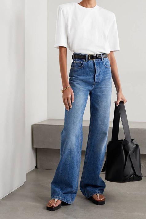 White Tshirt Outfit, Jeans Outfit For Work, Chic Jeans, Frankie Shop, Next Fashion, Luxury Women Fashion, Wide Jeans, T Shirt And Jeans, Tshirt Outfits