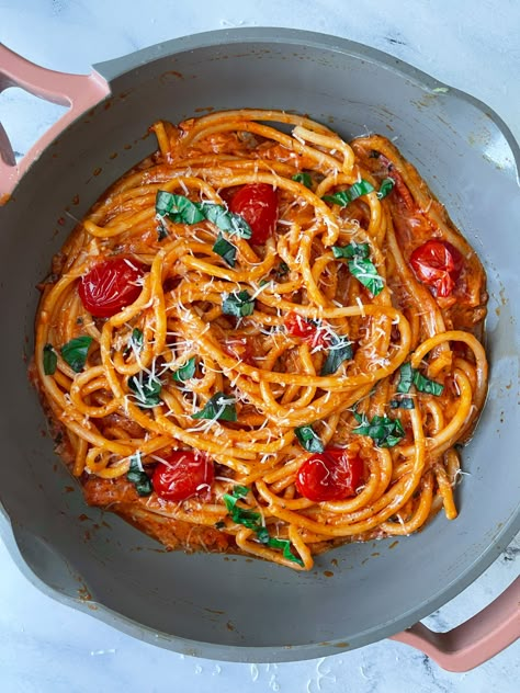 Veggie Italian Recipes, Recipes With Mascarpone Cheese, Mascarpone Sauce, Mascarpone Recipes, Tomatoes And Cheese, Pasta Side Dishes, Vegetarian Curry, Pasta Sauce Recipes, My Love Language