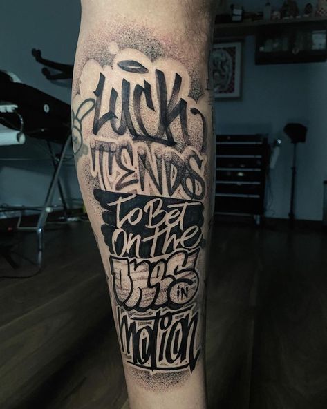 Graffiti Style Tattoo, Graffiti Tattoo Ideas, Tattoo Graffiti Style, Hip Hop Tattoo, Collage Tattoo, Tattoo Graffiti, Full Leg Tattoos, Tattoo Apprenticeship, Tattoo Lettering Styles