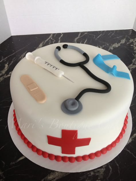 Medical Themed Cake - By Mari's Boutique Cakes Dr Theme Cake, Medical Theme Cake, Medical Cake Ideas, Cake For Nurse, Medicine Cake, Doctor Theme Cake, Doctor Birthday Cake, Doctor Graduation Cake, Nurse Cakes