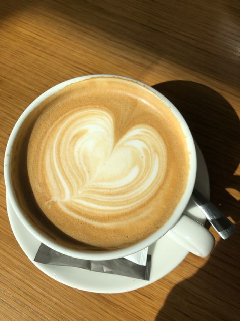 #coffee #latteart #heart #aesthetic l Heart Coffee Aesthetic, Coffee With Heart, Latte Cookie, Coffee Designs, A Baby Is Brewing, Heart Aesthetic, Morning Aesthetic, Board Pictures, Pretty Coffee