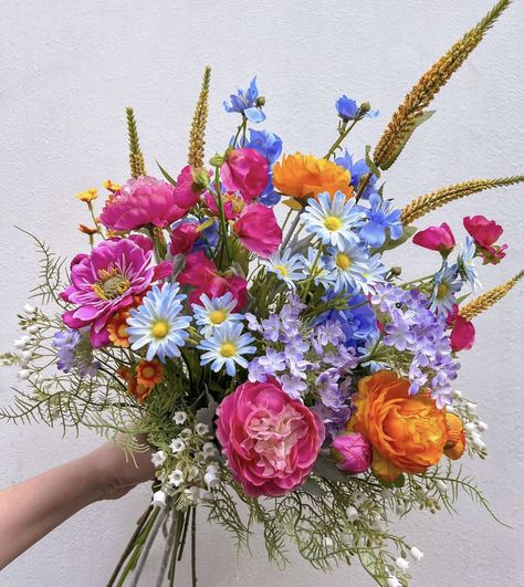 April Bridal Bouquet, Summer Wildflower Bouquet Wedding, Bright Wildflower Wedding Bouquet, Unique Wedding Colours, Colorful Wedding Flowers Summer, Colourful Flowers Wedding, Bouquet Wedding Summer, Bright Colours Aesthetic, Colourful Wedding Bouquet