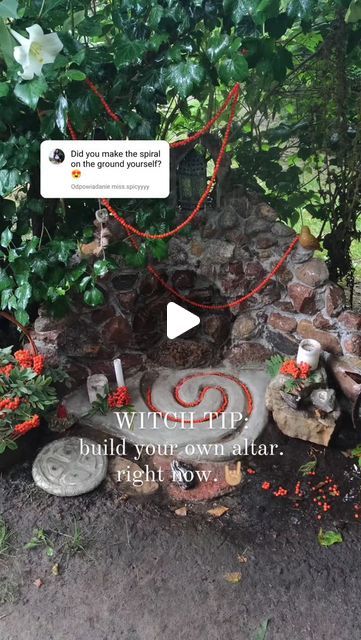 Garden Altar Pagan, Outdoor Alter Ideas Witch, Garden Altar Ideas, Outdoor Alter Ideas Pagan, Outdoor Altar Witch, Witchy Altar Ideas, Garden Altar, Cottage Front Garden, Outdoor Altar