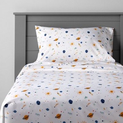 Read reviews and buy Twin Space Microfiber Sheet Set - Pillowfort™ at Target. Choose from contactless Same Day Delivery, Drive Up and more. Space Themed Bedroom, Space Themed Room, Kids Sheets, Outer Space Theme, Space Bedding, Pillow Fort, Space Room, Boys Bedding, Big Boy Room