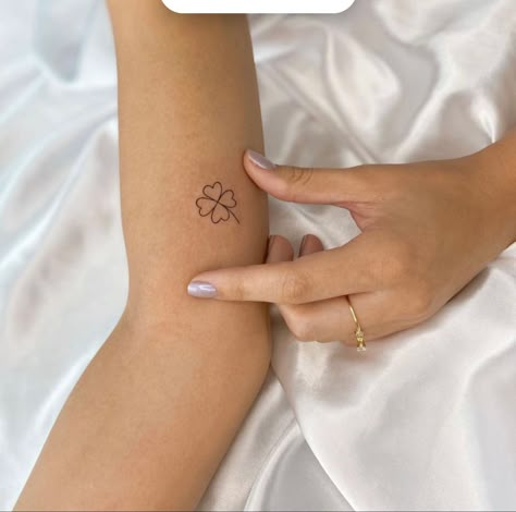 4 Leave Clover Tattoos, Dainty Irish Tattoo, Four Leaf Clover Ankle Tattoo, Four Clover Tattoo, Mini Clover Tattoo, Irish Minimalist Tattoo, Small Clover Tattoo For Women, Irish Small Tattoos, Simple Clover Tattoo