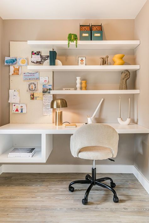 Shelf Inspo for Home Offices and Study Rooms Mushroom Wall Paint, Desk Bedroom Ideas, Desk Storage Ideas, Office Wall Shelves, Shelves Above Desk, Above Desk, Room Apartment Ideas, Office Wall Organization, Office Room Ideas