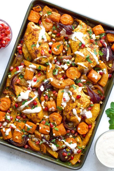 Pan Chicken Breast, Weekday Recipes, Keto Meat, Pan Chicken Recipes, Moroccan Recipes, Moroccan Chicken, Sheet Pans, Mediterranean Meals, One Pan Chicken