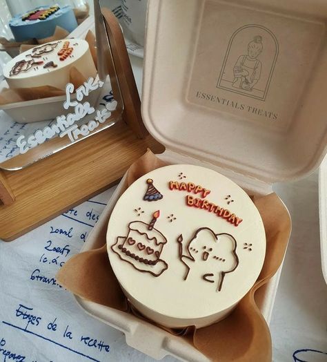 Kue Disney, Birthday Cake For Boyfriend, Cake Designs For Girl, Cake For Boyfriend, Small Birthday Cakes, Cake Cafe, Korean Cake, Simple Cake Designs, Funny Birthday Cakes