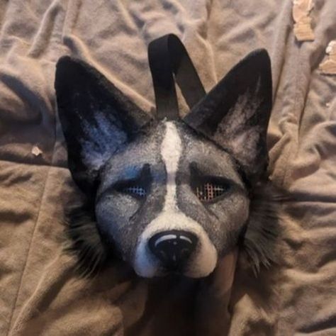 Skull Cat Mask, Therian Dog Mask Ideas, Wolf Mask Therian, Border Collie Therian Mask, Realistic Therian Mask, Black Wolf Therian Mask, Dog Therian Mask Ideas, Black Therian Mask, Canine Therian Mask