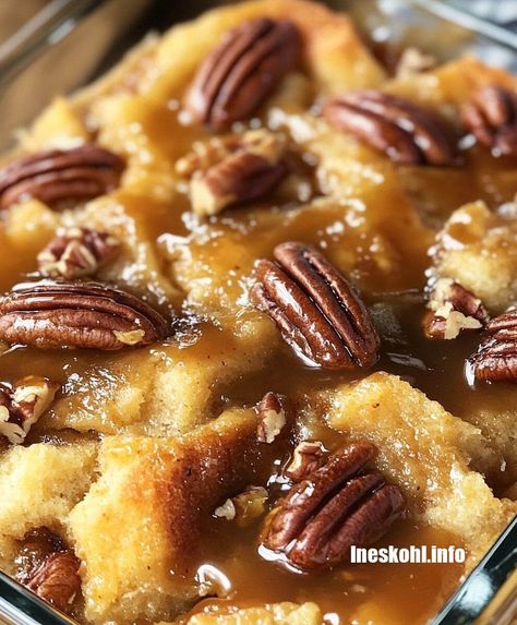 Pecan Pie Bread Pudding Bread Pudding With Raisins And Pecans, Canned Fruit Salad, Red Pudding, Pecan Pie Bread Pudding Recipe, Christmas Bread Pudding, Pecan Pie Bread, Ineskohl Kitchen, Pecan Bread Pudding, Pecan Pie Bread Pudding