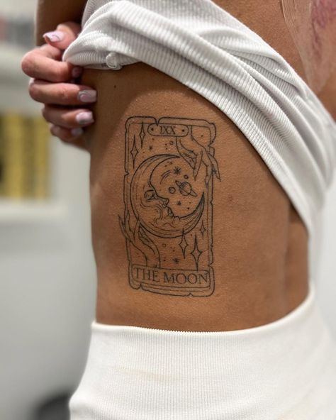 Perfectly healed tarot card 🌜✨ #tattoo #tarotcards #tarot #tarottattoo #tarotcardtattoo #sidetattoo #healedtattoo #moontattoo… | Instagram Simple Hand Tattoos, Earthy Tattoos, Stomach Tattoos Women, Tarot Tattoo, Tarot Card Tattoo, Card Tattoo Designs, Special Tattoos, Sibling Tattoos, With Tattoo