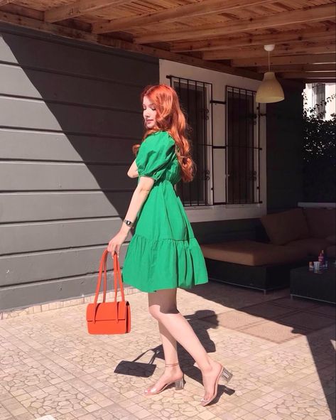 Orange Hair Green Dress, Ginger Hair Green Dress, Red Hair Outfits Summer, Orange Hair Outfit Ideas, Red Head Outfits, Strawberry Shortcake Group, Red Hair Orange, Green Spring Dresses, Red Hair Outfits