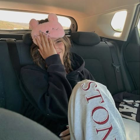 Younger Sister Aesthetic, Little Sister Aesthetic, Road Trip Pics, Sister Aesthetic, Daughter Aesthetic, Gloomy Winter, Keeping 13, Sophia Birlem, Paige Bueckers