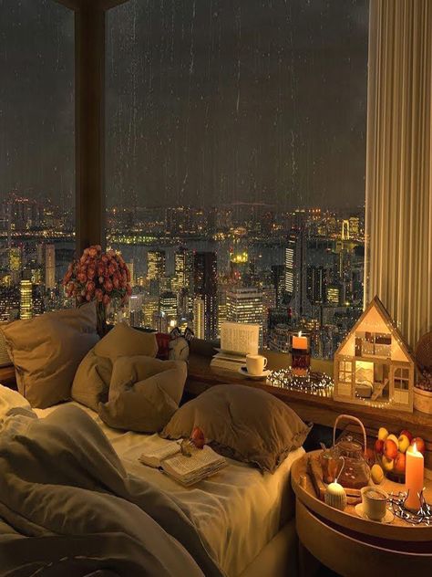 Cozy Rainy Day, City View Apartment, Apartment View, City At Night, Dream Apartment Decor, Apartment Aesthetic, Dream House Rooms, New York Apartment, Dreamy Room