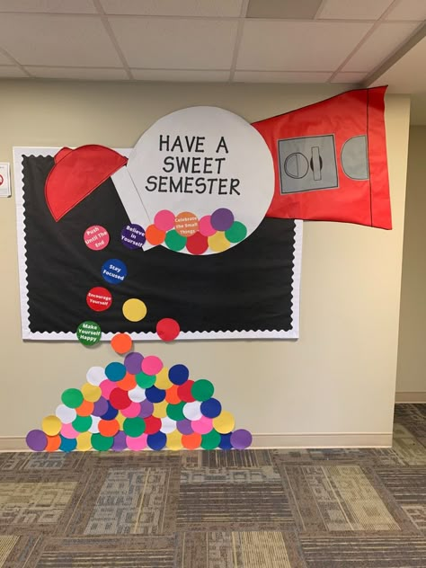 Fun Bulletin Boards, Hallway Decorations For School, Gumball Bulletin Board Ideas, Gum All Machine Bulletin Board, Bulletin Board Ideas For School Hallways, Gumball Bulletin Board, Candy Door Decs, College Floor Themes, Interactive Bulletin Boards Elementary