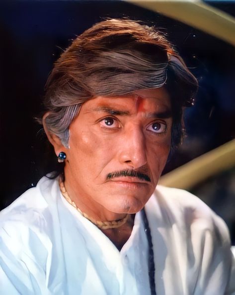 Raaj Kumar Raaj Kumar, Actor Bollywood, Wattpad Cover Template, Peaky Blinders Wallpaper, Mother India, Bollywood Photos, Wattpad Cover, Ganesha Art, Face Pictures