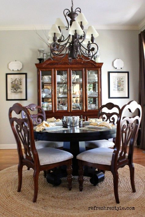 House Tour - Dining Room Antique Dining Room Decor, Modern Traditional Living Room Ideas, Dinner Wagon, Modern Traditional Living Room, Dining Room Decor Traditional, Dining Room Furniture Collections, Dining Room Furniture Design, Classic Dining Room, Traditional Dining Rooms