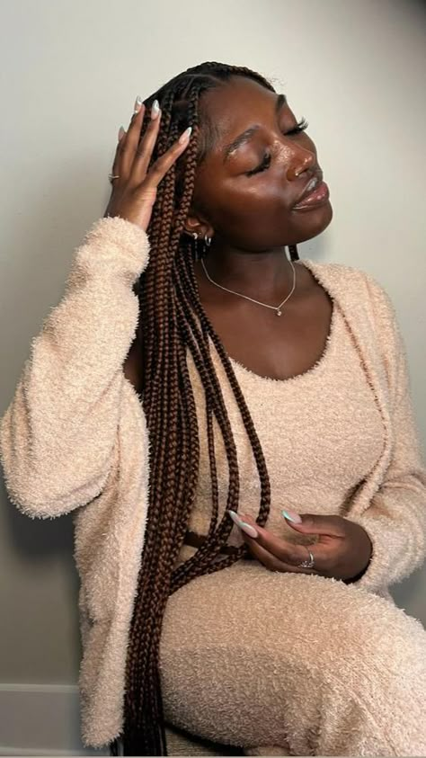 Medium Butt Length Knotless Braids in the color 30, thank me later (:

Follow for more natural hair inspiration:
 • IG/TikTok: @afrozuri_ Ginger Medium Knotless Braids, Dark Skin Braids, Mixed Color Braids, Braid Colours, Blonde Braiding Hair, Short Bob Braids, Medium Knotless Braids, Hair Growth Home Remedies, Micro Braids Hairstyles