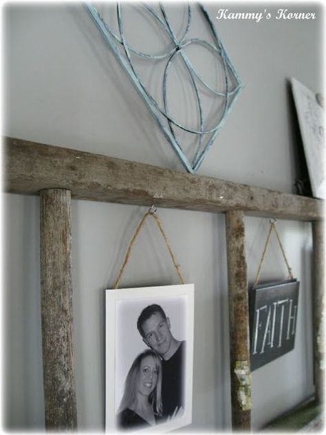 Kammy's Korner:  repurposed ladder wall shelf photo display Ladder On Wall, Ladder Picture Frame, Ladder Wall Shelf, Repurposed Ladders, Ladder Ideas, Old Ladder, Deco Champetre, Wooden Ladder, Diy Upcycling