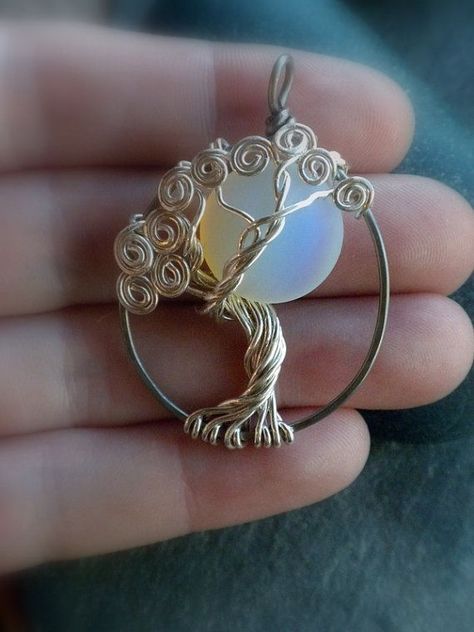 Bijoux Fil Aluminium, Tree Of Life Jewelry, Wire Jewelry Designs, Wire Wrapping Stones, Diy Wire Jewelry, Wire Work Jewelry, Work Jewelry, Handmade Wire Jewelry, Tree Of Life Pendant