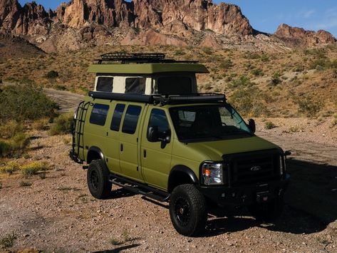 Sportsmobile's Off-Road Classic 4x4 Ford Camper Van With a 'Penthouse' for $225,000 School Esthetics, Overland Van, Kangoo Camper, 4x4 Camper Van, Van Tour, Ford E350, Campervan Life, 4x4 Van, Off Road Camper