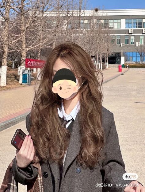 Aesthetic Brown Hair Color, Hair Asian Color, Korean Hair Color Milk Tea Brown, Mill Tea Brown Hair, Korean Brown Hair With Highlights, Bubble Tea Brown Hair, Milky Tea Brown Hair Color, Dark Milk Tea Brown Hair, Milktea Hair Colors Korean