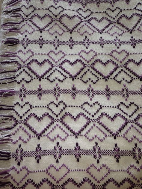 Free Swedish Weaving Patterns, Huck Embroidery, Swedish Weaving Patterns, Swedish Embroidery, Swedish Weaving, Monks Cloth, Weaving Designs, Weaving Ideas, Chicken Scratch