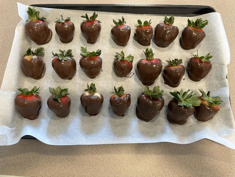 I started teaching Amara things in the kitchen. Dishes, cooking, cleaning, and today chocolate covered strawberries Food Captions, Valentine's Day Recipes, Please Stay, Chocolate Strawberry, Food Drinks Dessert, Dessert Lover, Valentine Treats, Covered Strawberries, Chocolate Strawberries