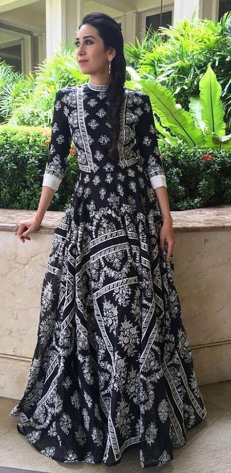 Karisma Kapoor’s top monochrome looks Karishma Kapoor Outfits, Rahul Mishra, Karishma Kapoor, Dia Mirza, Maxi Design, Cotton Gowns, Karisma Kapoor, White Look, Fancy Kurti