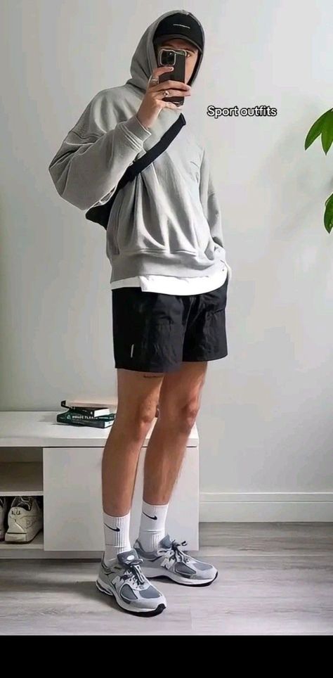 Sporty ￼ ￼ ￼ ￼ Sporty Male Outfits, Gym Outfit Men Aesthetic, Sport Outfits Men Gym, Casual Athletic Outfits Men, Male Gym Outfit, Gym Wear Aesthetic, Athleisure Outfits Men, Aesthetic Male Outfits, Men Aesthetic Outfits