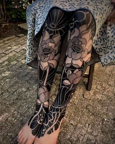 Black And White Tattoos, 16 Tattoo, Blackout Tattoo, White Tattoos, Back Of Shoulder Tattoo, Leg Sleeve Tattoo, Instagram Tattoo, Shoulder Tattoos, Leg Sleeve