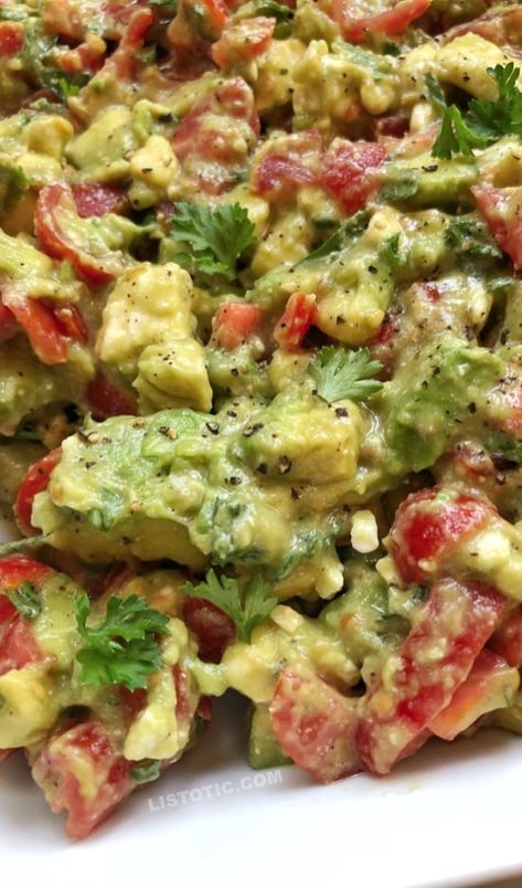 Avocado Dip Recipe, Avocado Dip, Finger Foods Easy, Appetizers Easy Finger Food, Party Appetizers Easy, Dip Recipes Easy, Appetizers And Dips, Party Appetizer, Party Appetizers