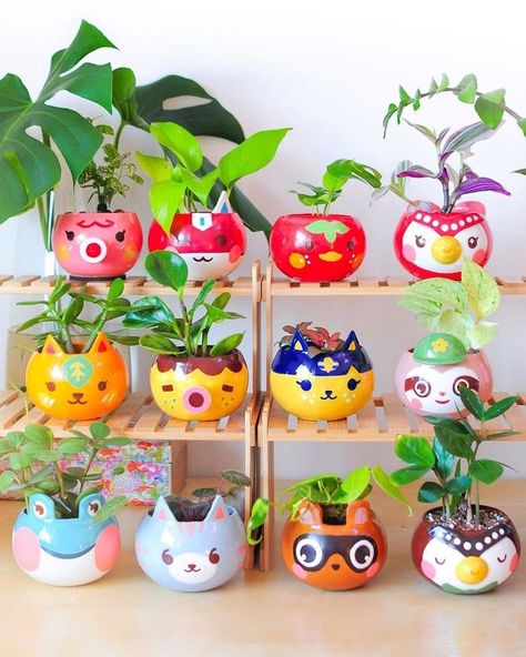 Animal Crossing Ceramics, Animal Crossing Clay Ideas, Animal Crossing Gift Ideas, Animal Crossing Pottery, Animal Crossing Plants, Clay Animal Crossing, Animal Crossing Gifts, Animal Crossing Drawings, Animal Crossing Crafts