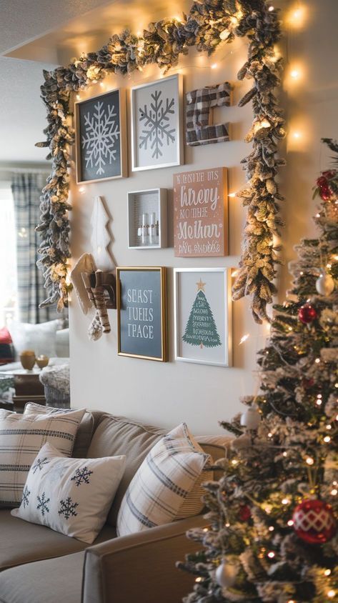 Christmas Decor Wall Ideas, Christmas Wall Gallery, Christmas Wall Decor Living Room, Christmas Living Room Ideas, Cozy Christmas Decor, Christmas Living Room, Christmas Mantel Decorations, Christmas Mantel, Christmas Living Rooms